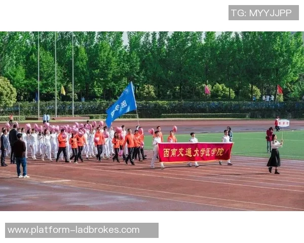 绍兴足球俱乐部奋勇争先展现青春风采助力地方体育发展新篇章